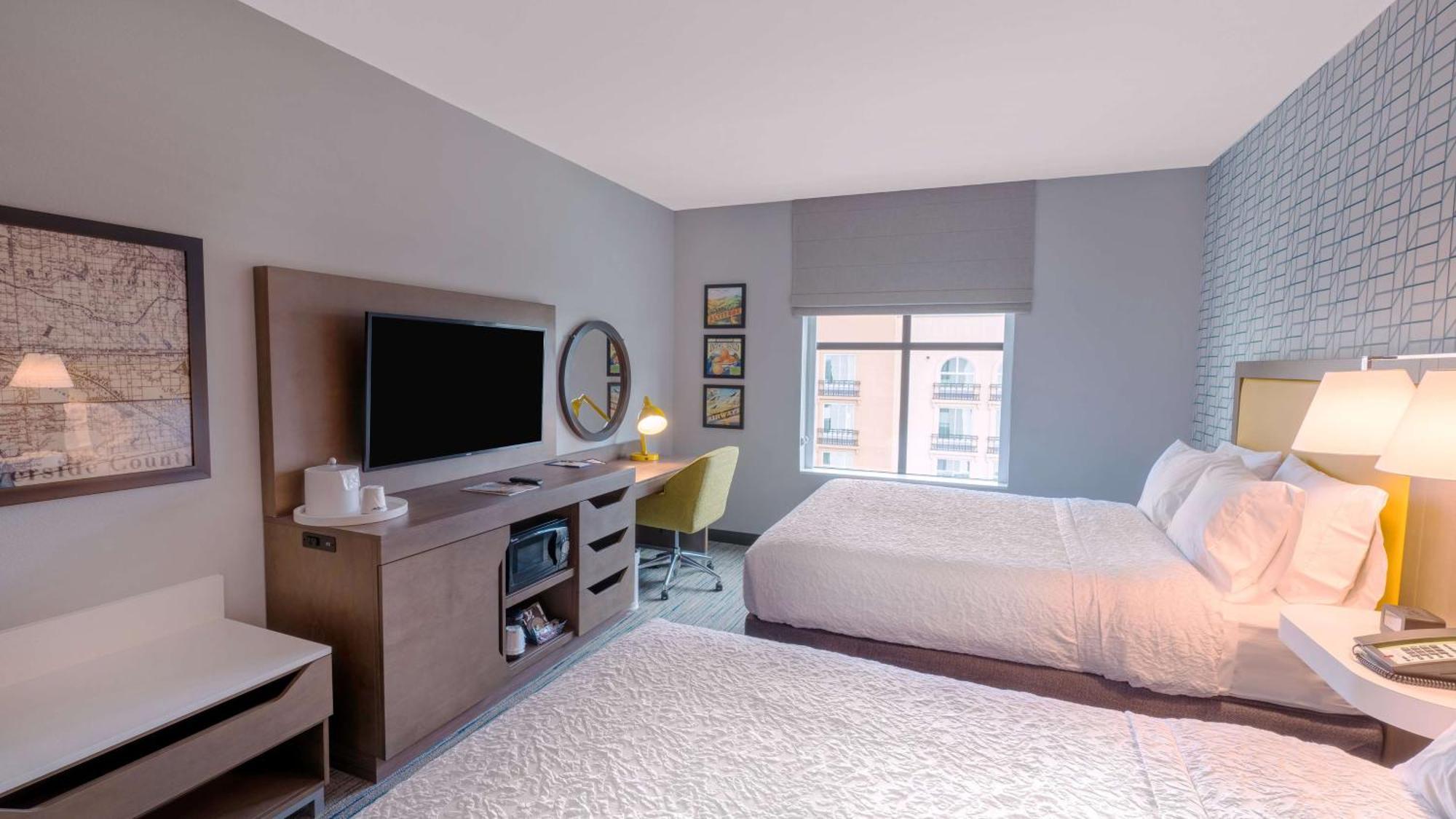 Hampton Inn Riverside Downtown Zewnętrze zdjęcie